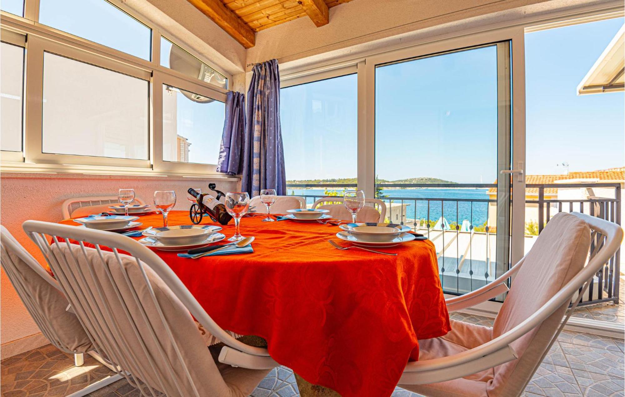Nice Home In Zatoglav With House Sea View Podglavica Extérieur photo