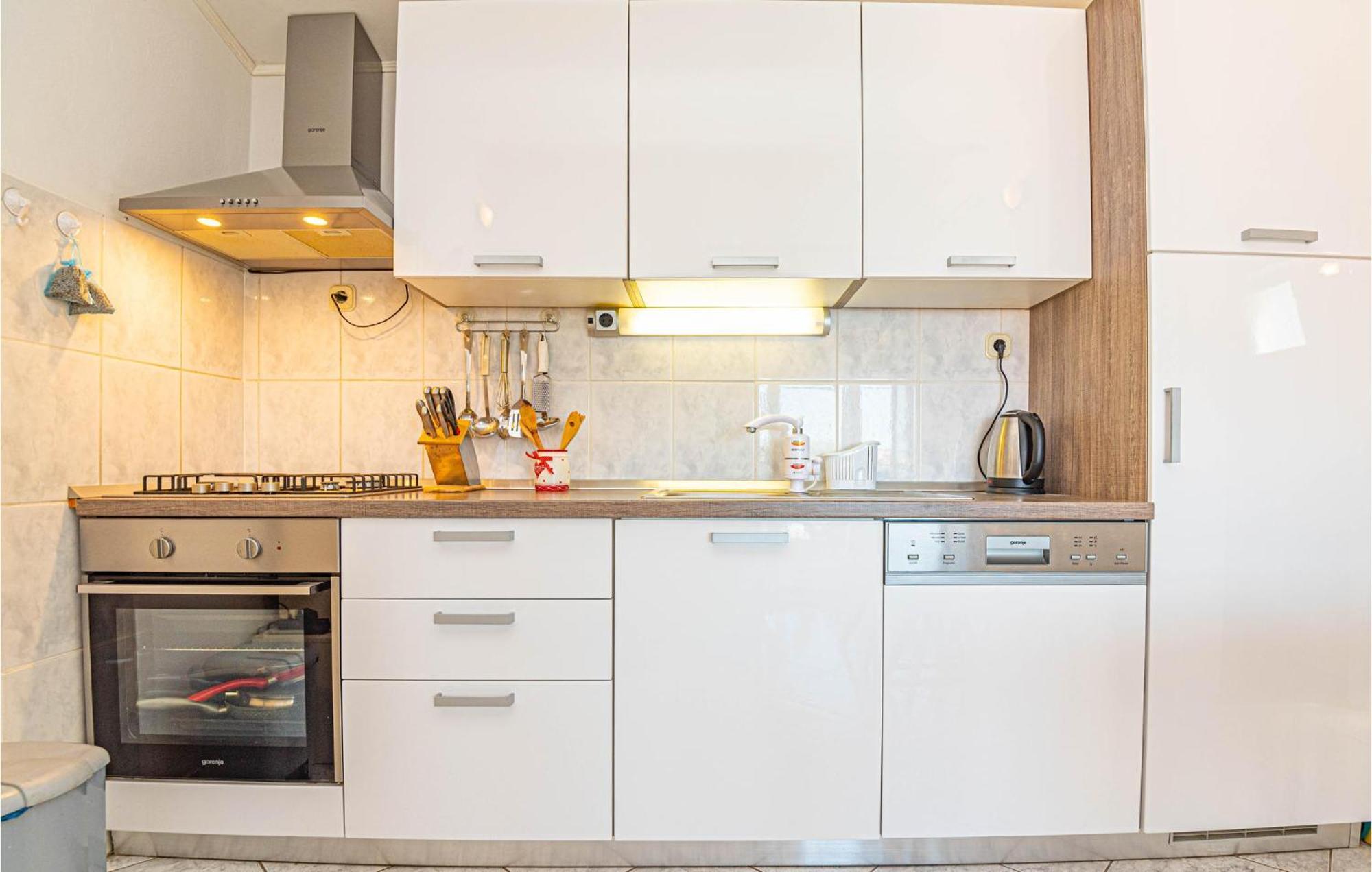 Nice Home In Zatoglav With House Sea View Podglavica Extérieur photo