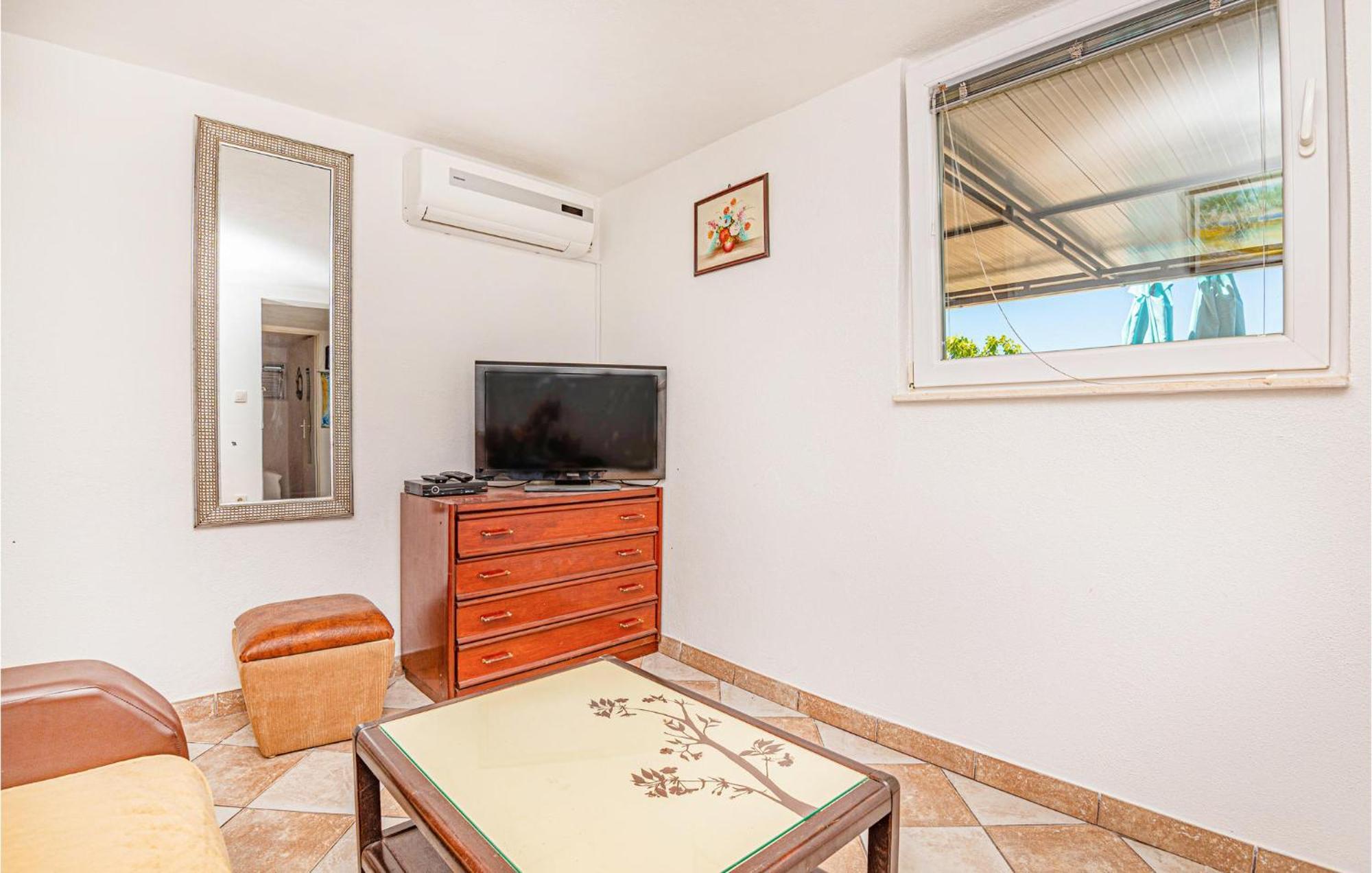 Nice Home In Zatoglav With House Sea View Podglavica Extérieur photo