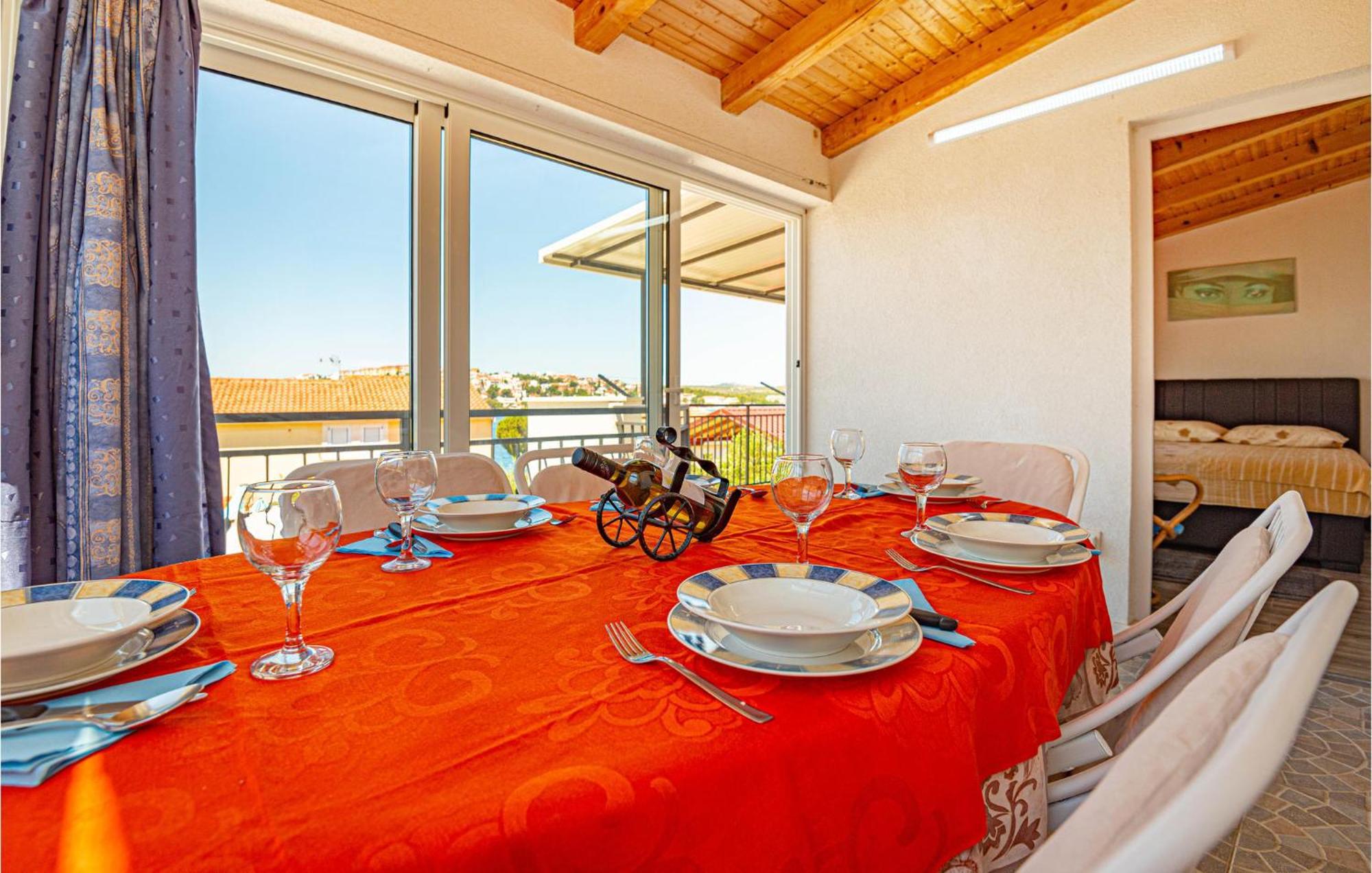 Nice Home In Zatoglav With House Sea View Podglavica Extérieur photo