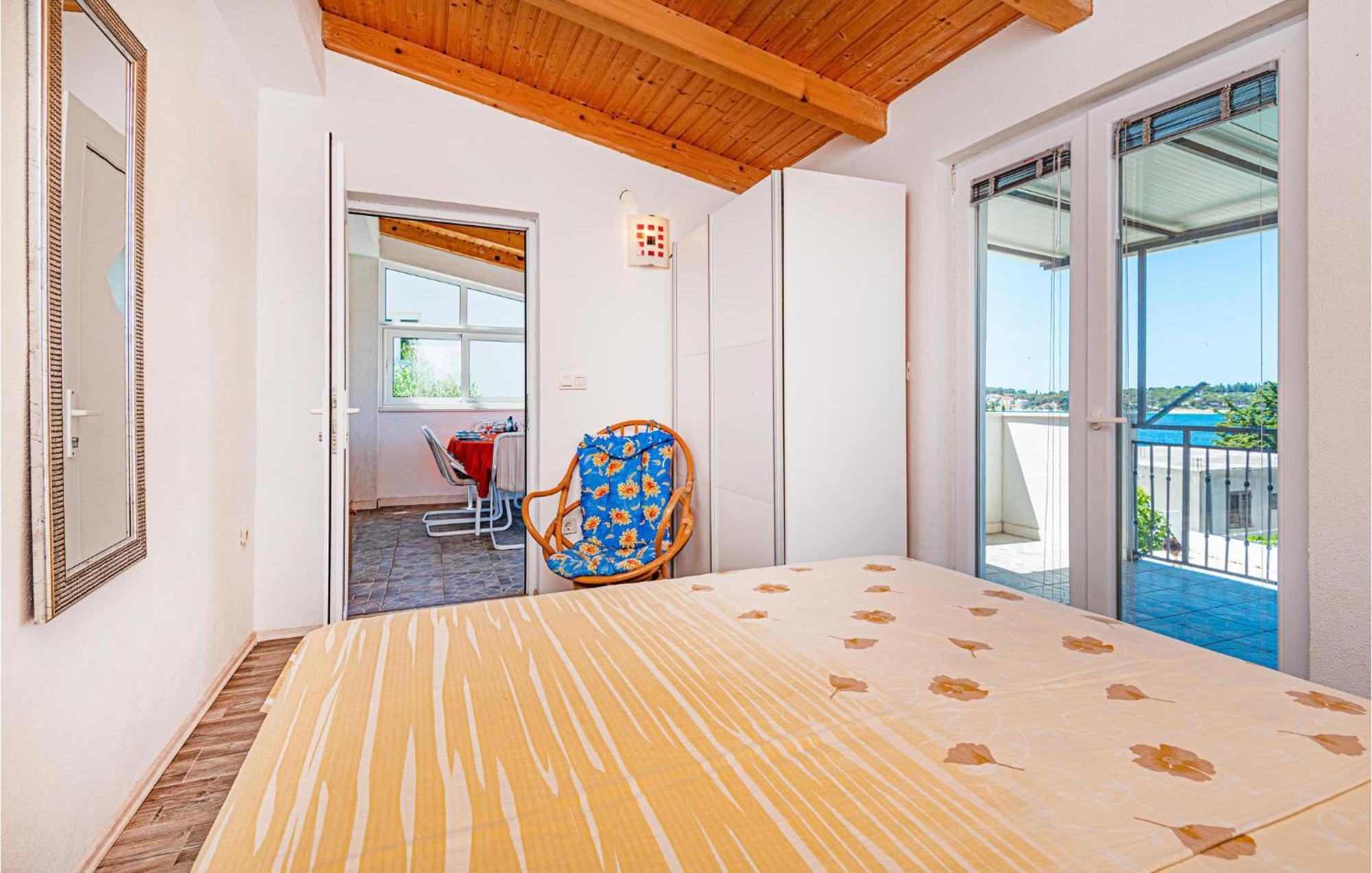 Nice Home In Zatoglav With House Sea View Podglavica Extérieur photo