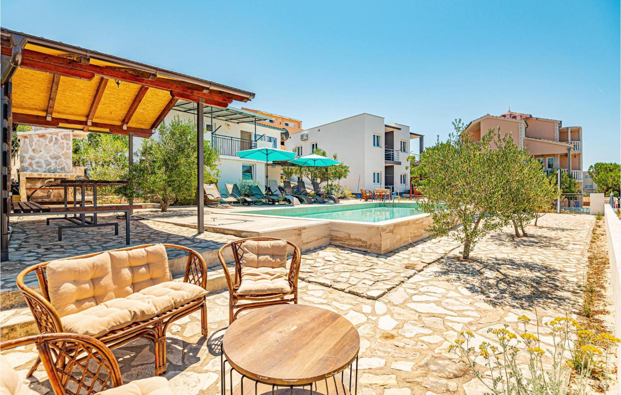 Nice Home In Zatoglav With House Sea View Podglavica Extérieur photo