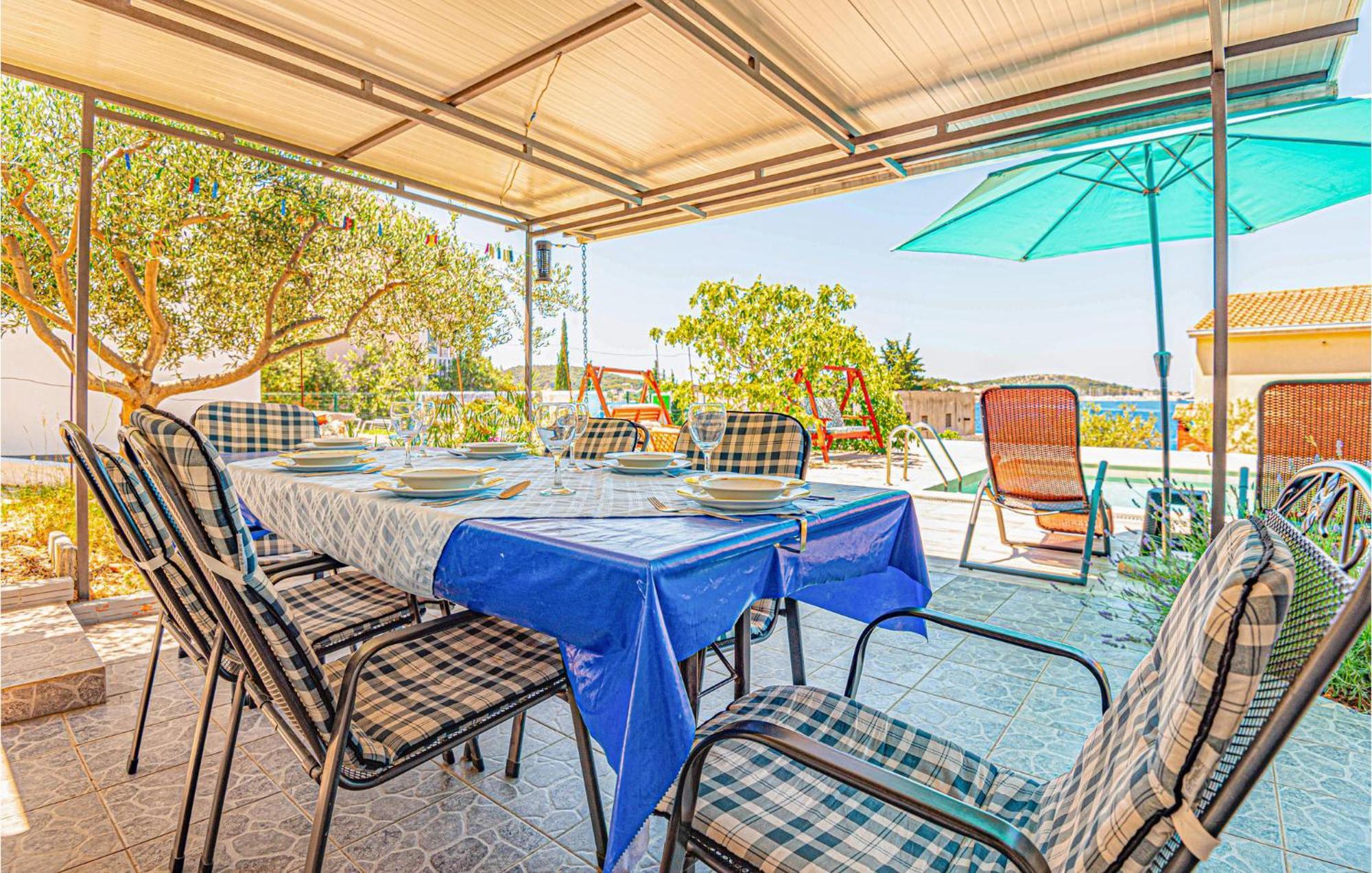 Nice Home In Zatoglav With House Sea View Podglavica Extérieur photo