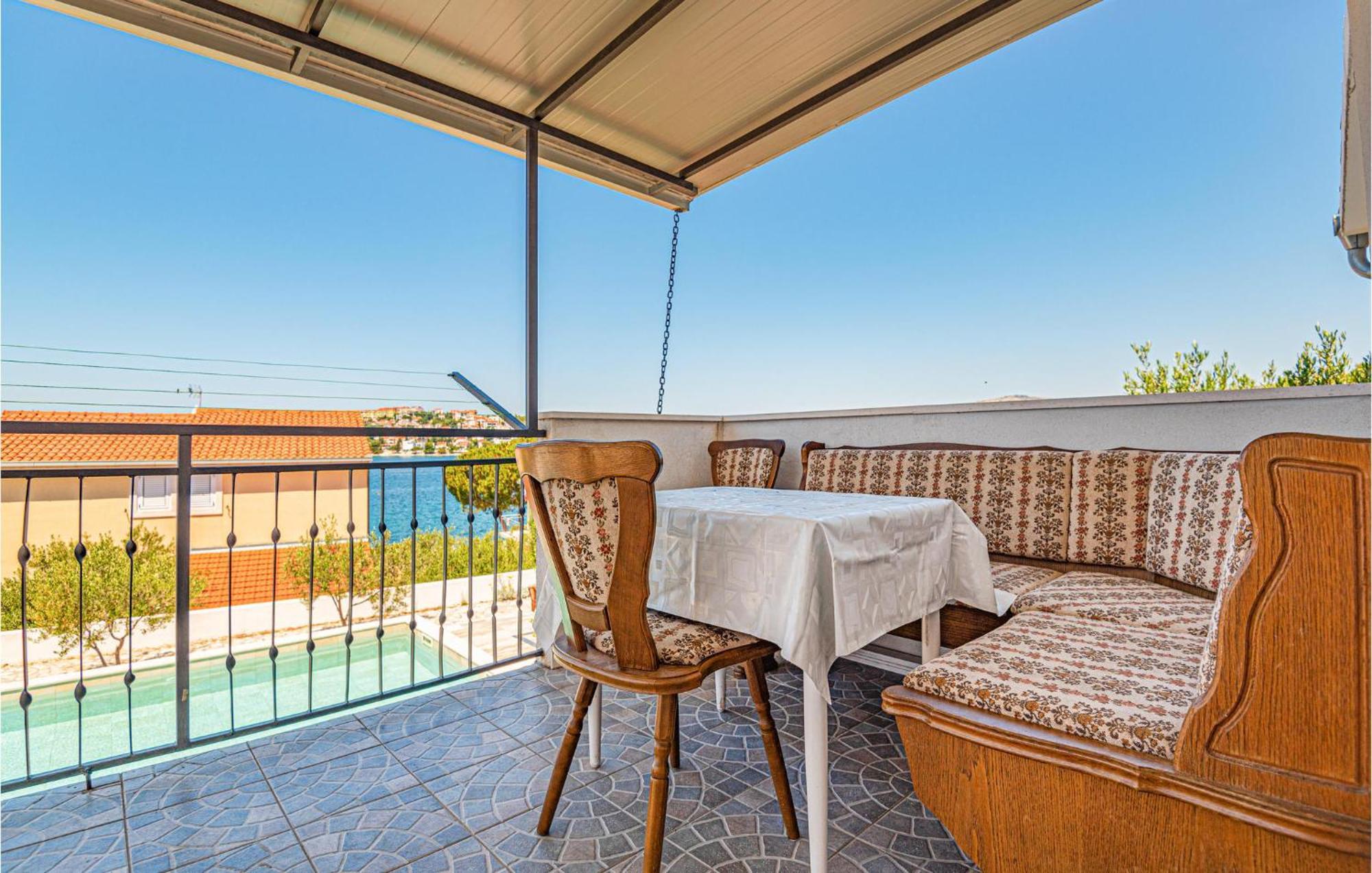 Nice Home In Zatoglav With House Sea View Podglavica Extérieur photo